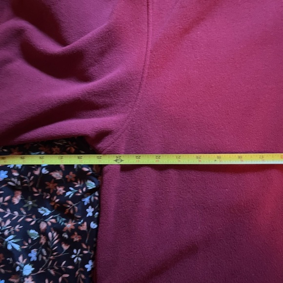 Y2K Universal Studios 1/4 Zip Fleece - Picture 3 of 4